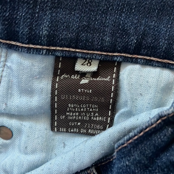 Jeans - Picture 3 of 3